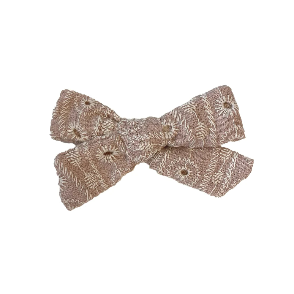 Dorthea Sløjfe Antique Rose Broderet Hos Frisøren Baronen