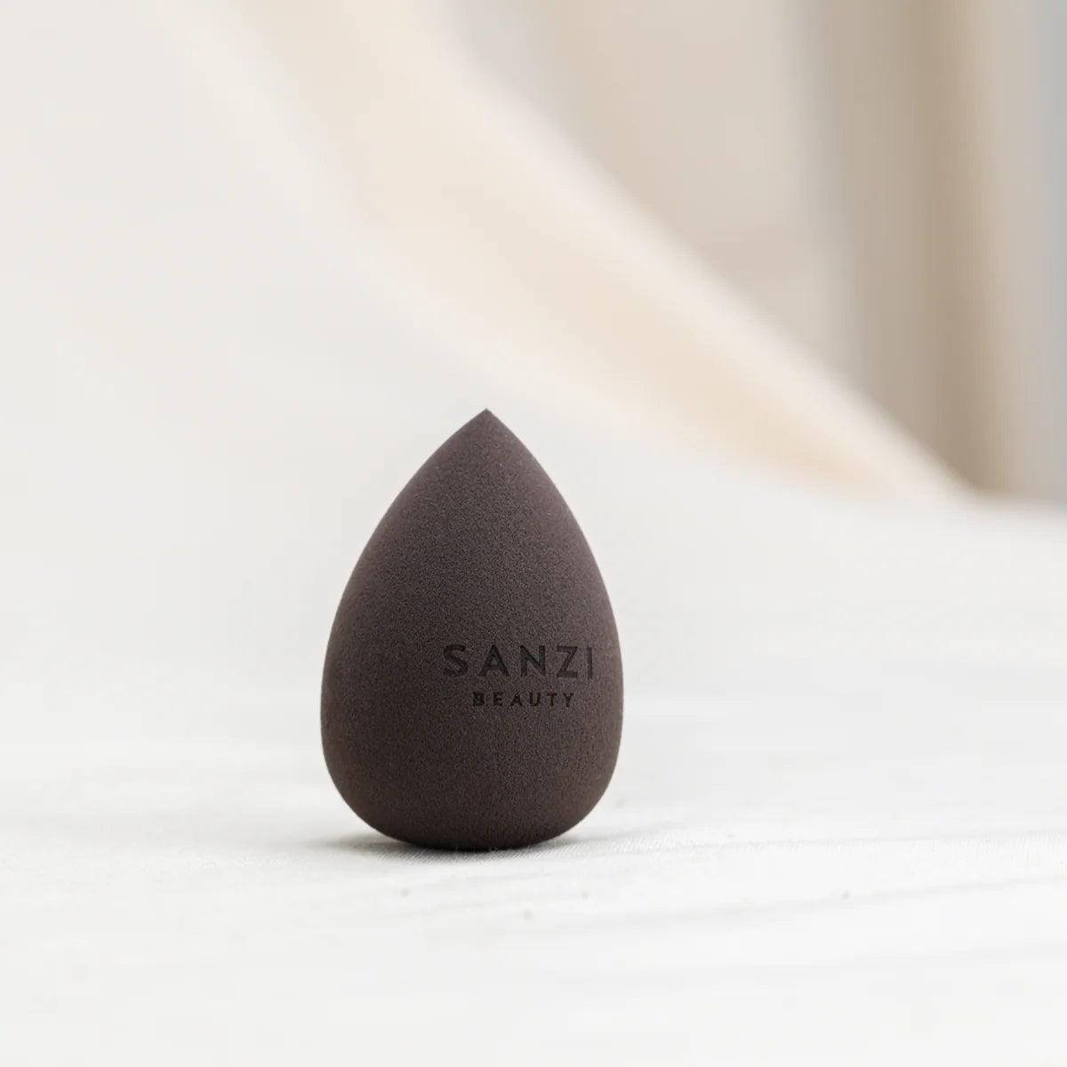Sanzi Beauty Makeup Sponge Blender Hos Frisøren Baronen