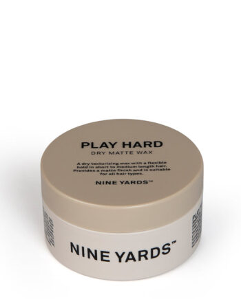 Nine Yards Play Hard Dry Matte Wax 100ml   Hårvoks   Hos Frisøren   Baronen