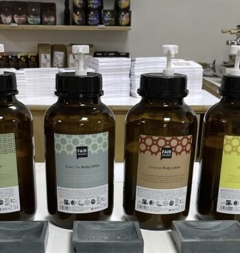 Fair Squared   Storkøb 2 5 Liter Flydende økologisk Shampoo Med Apricot