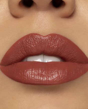 Purobio Cosmetics   Creamy Matte Lipstick   Pesca Nude 105