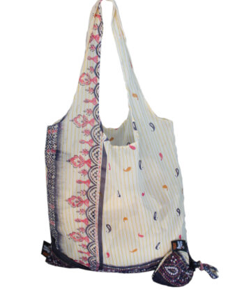 Rice   Carry   Furoshiki Folde Pose