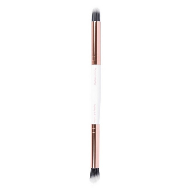 Brushworks Highlight And Contour Brush Rosegold