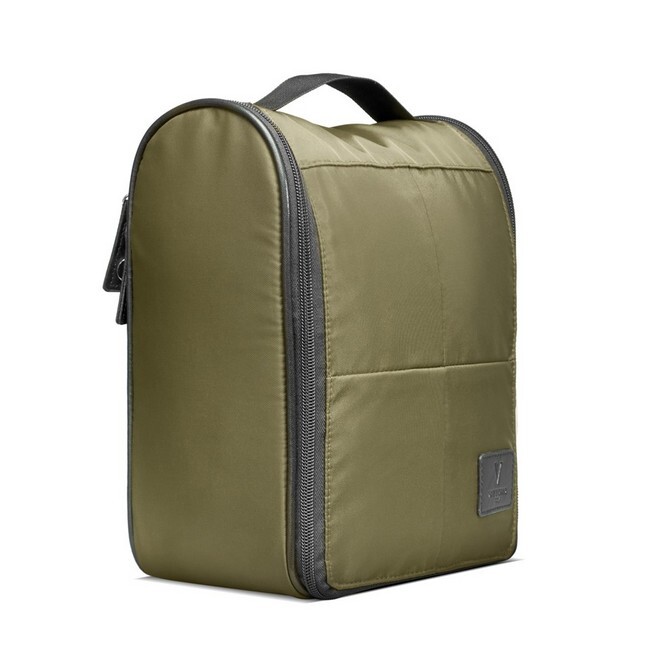 Gillian Jones Vittorio Men Grey Washbag Hang Up