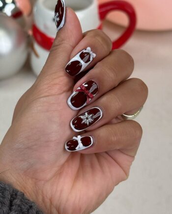 Santa S Signature Look