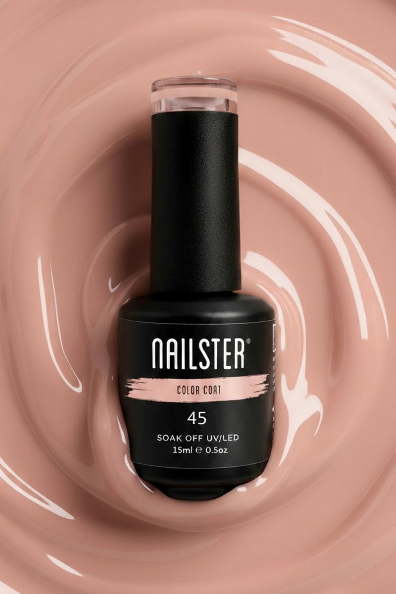 Bossy Nude ? 45