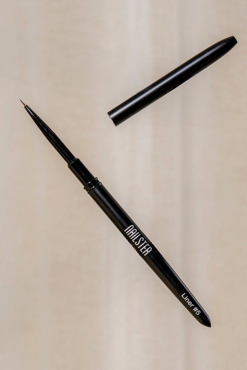 Liner Brush 5