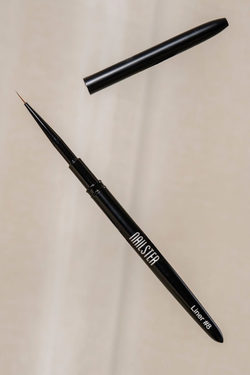 Liner Brush 8