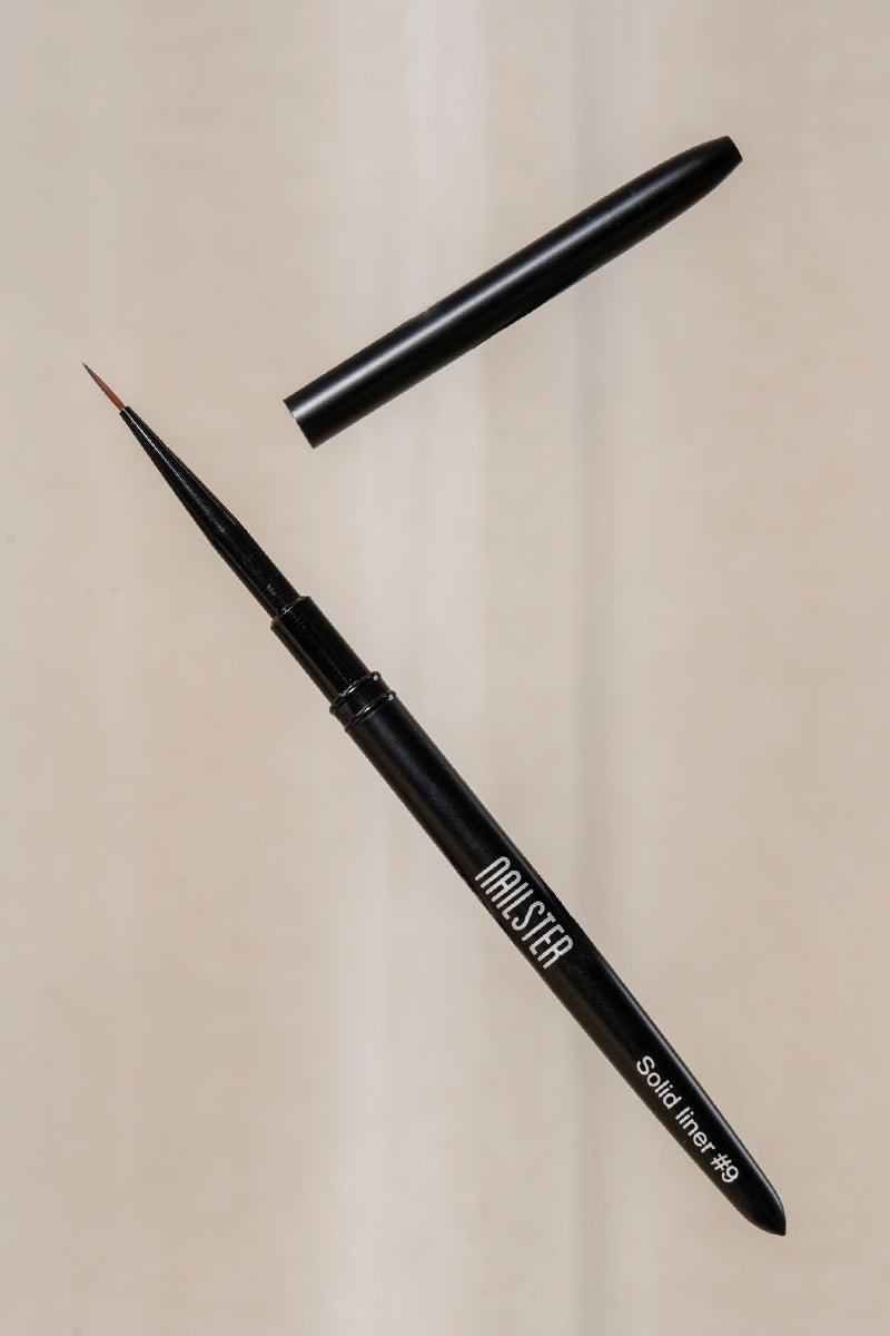 Solid Liner Brush 9
