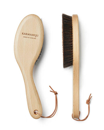 Karmameju Recharge Ionisk Tørbørste   Long Handle