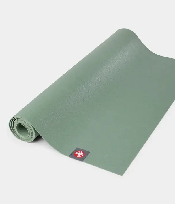 Manduka Eko Super Lite Rejse Yogamåtte 1 5mm  Leaf Green