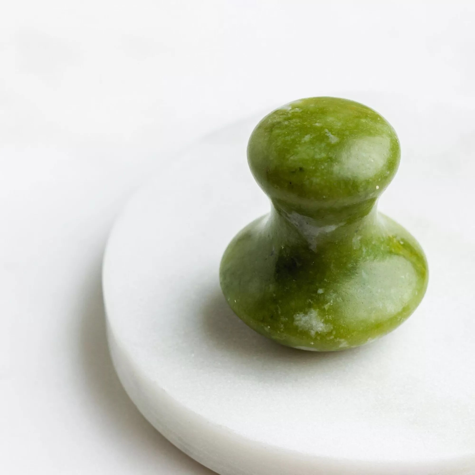 Champi Gua Sha I Grøn Jade