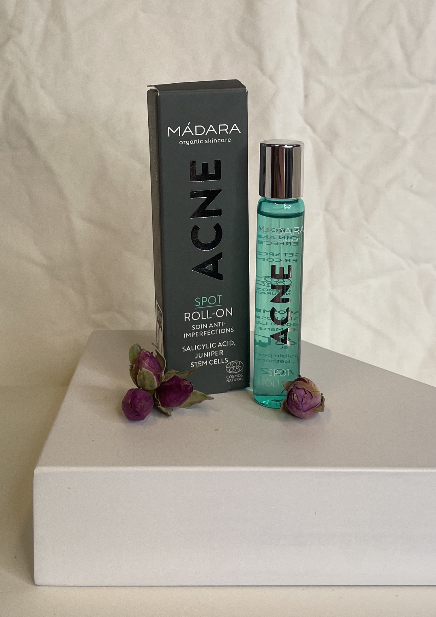 Madara Acne Spot Roll On