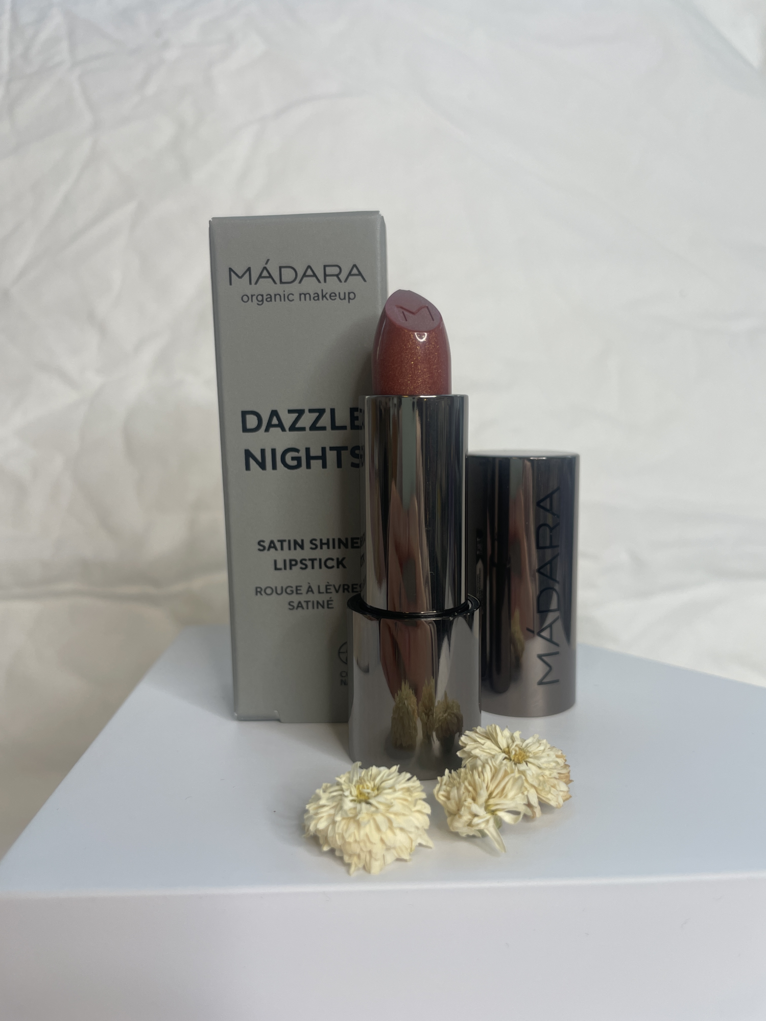 Madara Dazzle Nights Satin Shine Lipstick   507 Rust