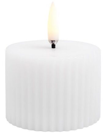 Led Pillar Candle Grooved  Smooth  5 8x4 5 Cm Nordic White   1 Stk