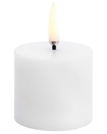 Led Pillar Candle  Nordic White  Smooth  5x4 5 Cm   1 Stk