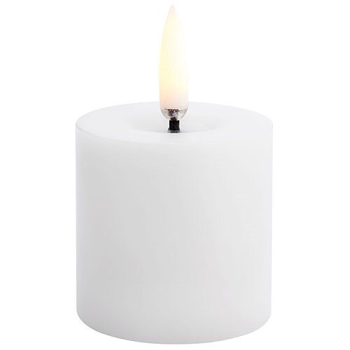 Led Pillar Melted Candle  Smooth  5x4 5 Cm Nordic White   1 Stk