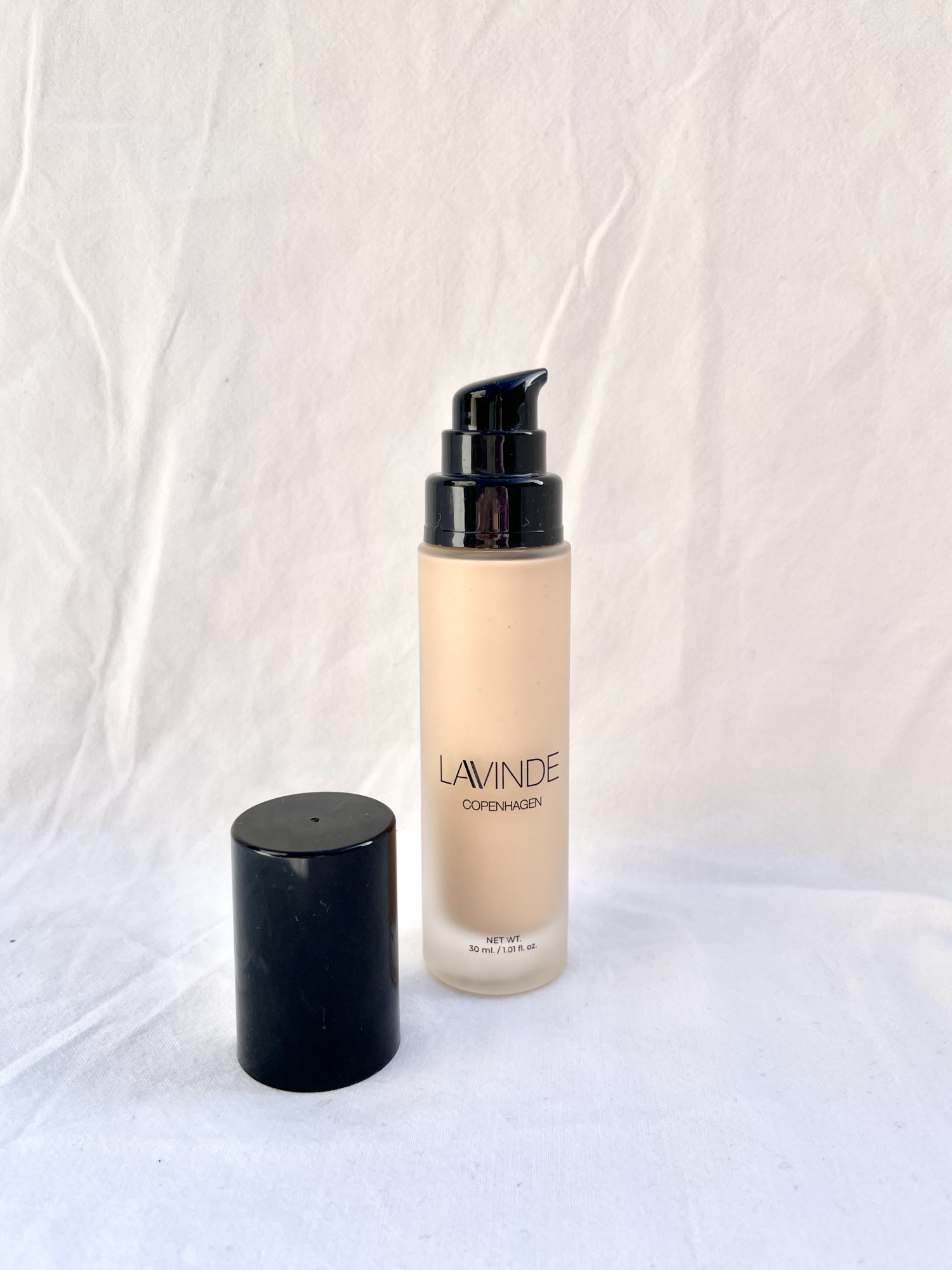 Lavinde Copenhagen Natural Glow Liquid Foundation 207 Beige