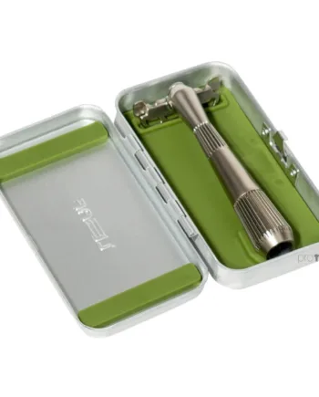 Leaf Shave Travel Case  The Twig   The Thorn