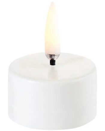Led Fyrfadslys 400  Battery Incl  Nw  4x2 1 Cm
